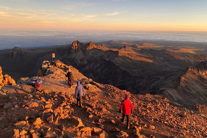 4-Day Mount Kenya Climb (ascend Sirimon gate–Descend Chogoria gate)